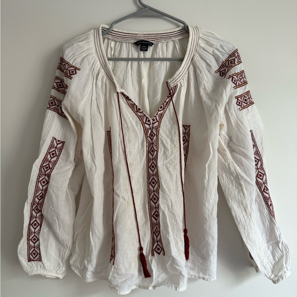 American Eagle Outfitters White and Cream Ruffled Blouse